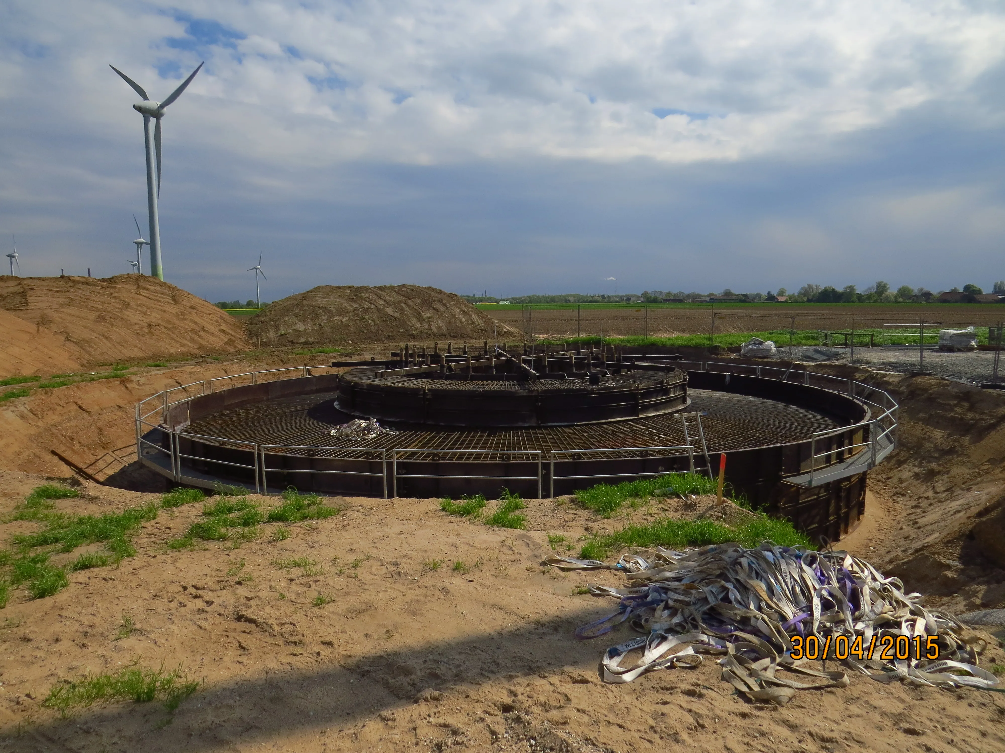 Windenergieanlage des Windparks Alpen-Drüpt — Titelbild